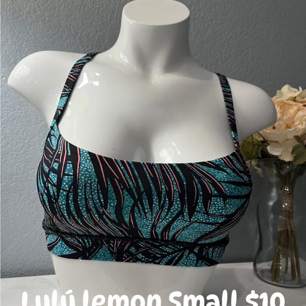 lululemon athletica Women's Tropical Print Top